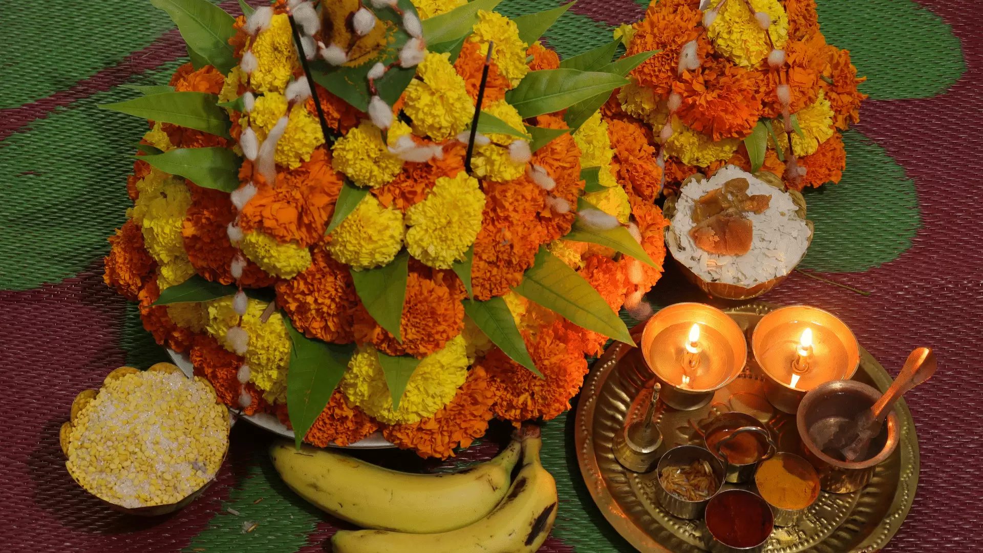 బతుకమ్మ పండుగను ఎలా జరుపుకుంటారు. — పండుగలు