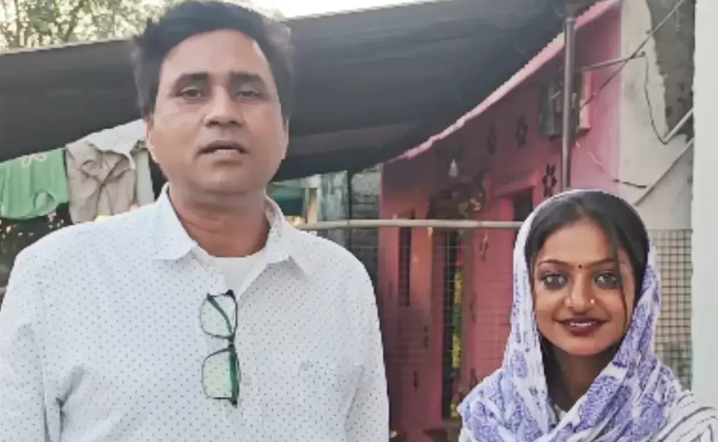 మహా కుంభ్ 2025లో వైరల్ అయిన అమ్మాయి మోనాలిసా, హిందీ చిత్రం 'ది డైరీ ఆఫ్ మణిపూర్'లో నటిస్తోంది