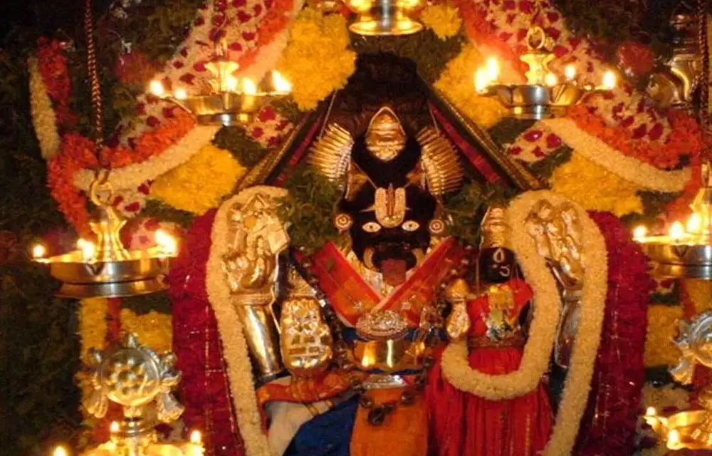 కదిరి లక్ష్మి నరసింహ స్వామి రథోత్సవం: ప్రాముఖ్యత, చరిత్ర, మరియు ప్రయాణ గైడ్ — ఆలయాలు