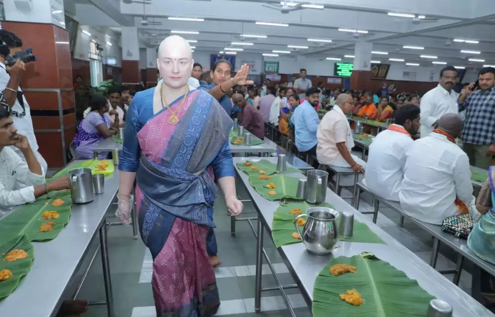 తిరుమలేశుని సేవలో అన్నా కొణిదల: నిత్యాన్నదానానికి ₹17 లక్షల విరాళం — హిందూమతం
